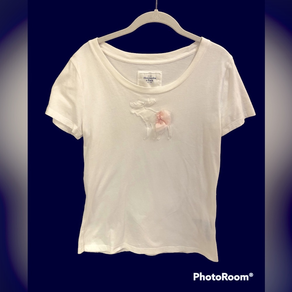 Abercrombie & Fitch white tee Sz L with moose wearing a tutu